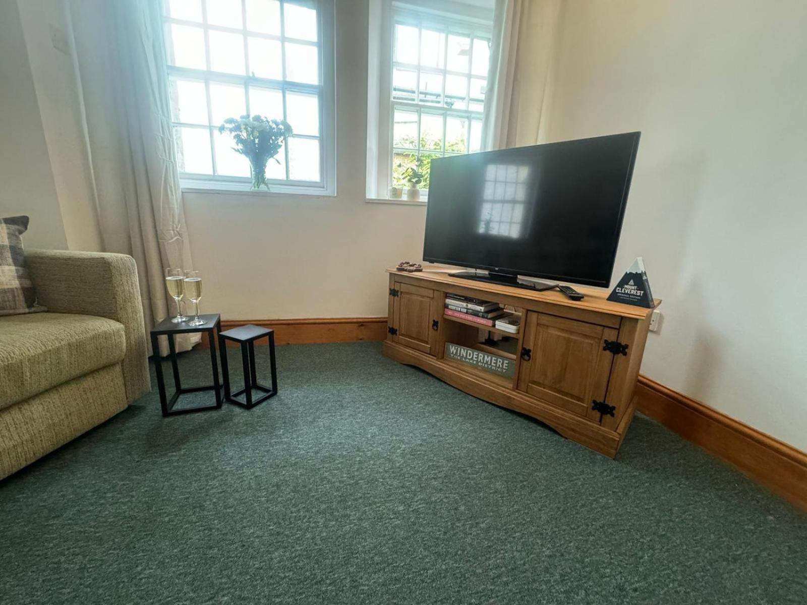Robinson's Retreat - - District * Cockermouth